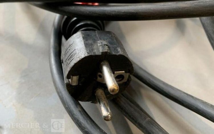 LUMAPHORE LED 100L-230  MIN010025