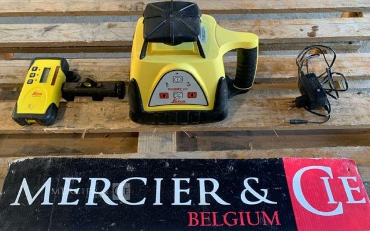 LEICA RUGBY 100  NIV010017