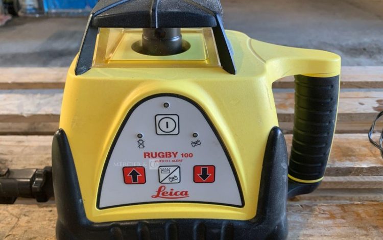 LEICA RUGBY 100  NIV010017