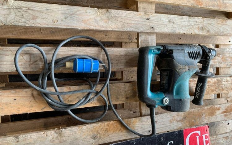 MAKITA HR2811FT  PER750010