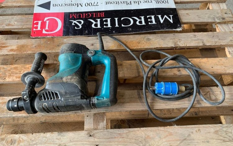 MAKITA HR2811FT  PER750010