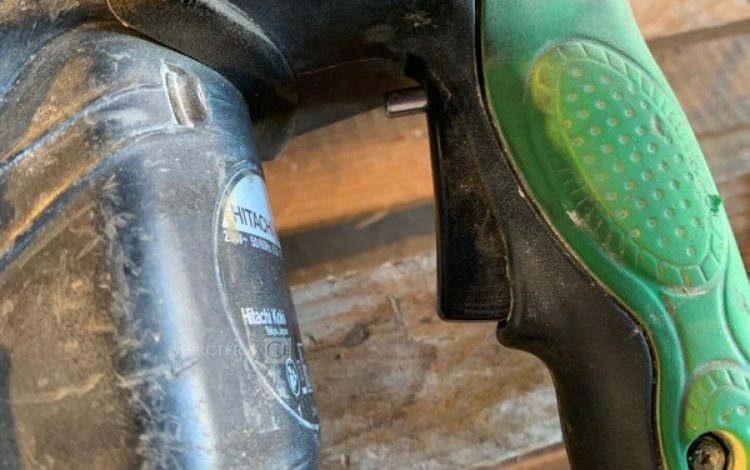 HITACHI H60MR  PIQ010110