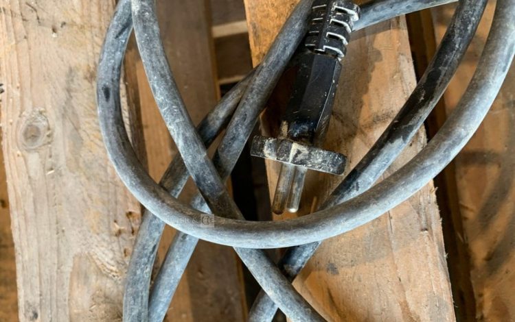 MAKITA HM1213C  PIQ011166