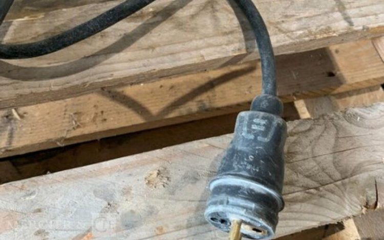 MAKITA HM1213C  PIQ011171