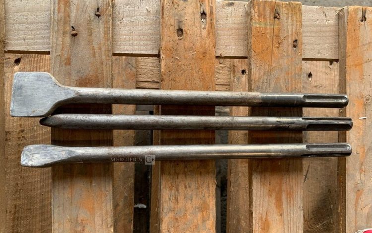 MAKITA HM1213C  PIQ750019