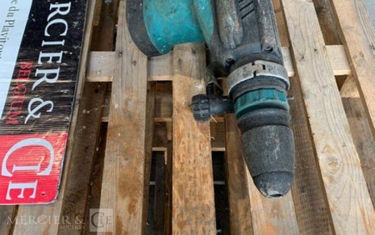 MAKITA HM1213C  PIQ750019