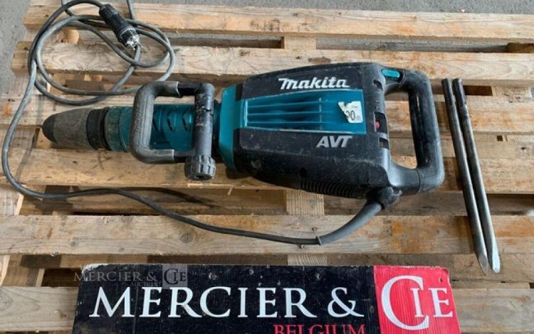 MAKITA HM1214C  PIQ010192