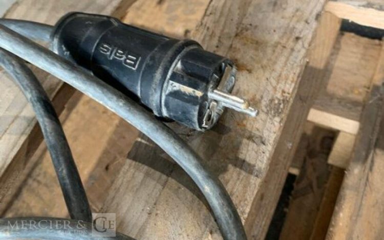 MAKITA HM1214C  PIQ010192