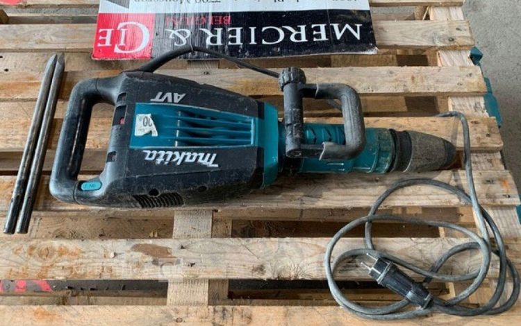 MAKITA HM1214C  PIQ010192