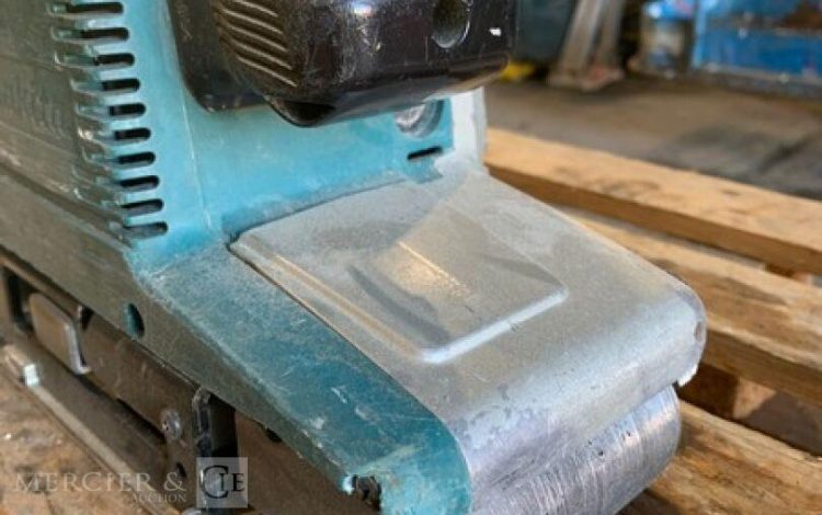 MAKITA 9404  PON010504