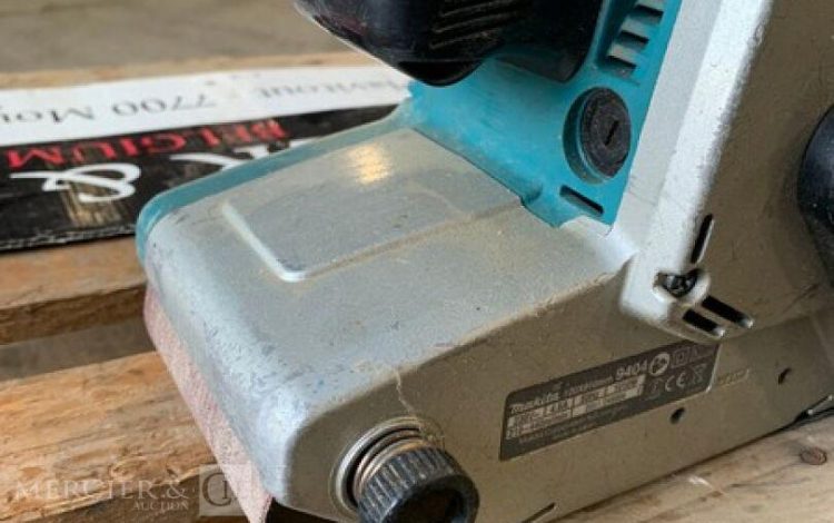 MAKITA 9404  PON010547