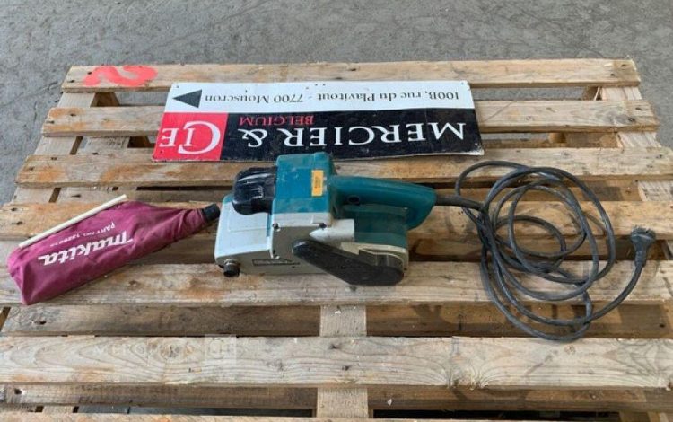 MAKITA 9404  PON010547