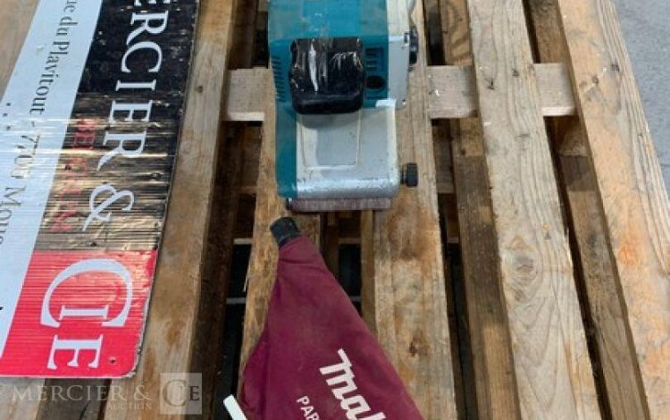 MAKITA 9404  PON010547