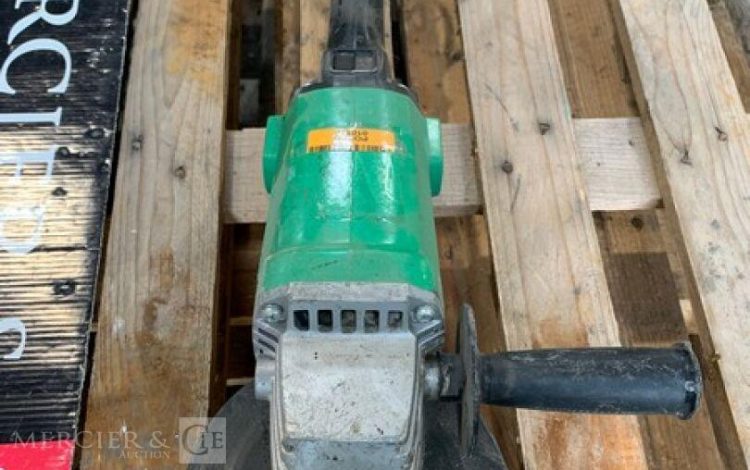 HITACHI SAT-180  PON010227