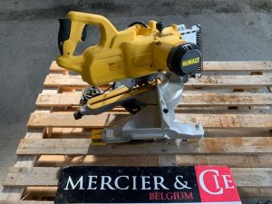 DEWALT DWS777-QS  SCI010180