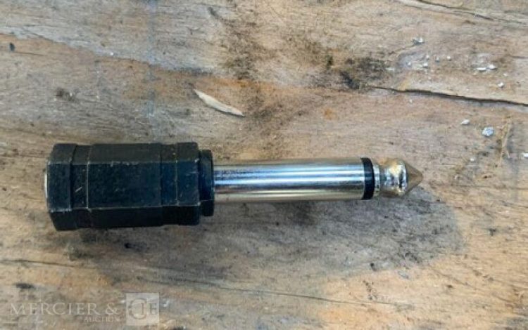 BST MEETY  SON007882