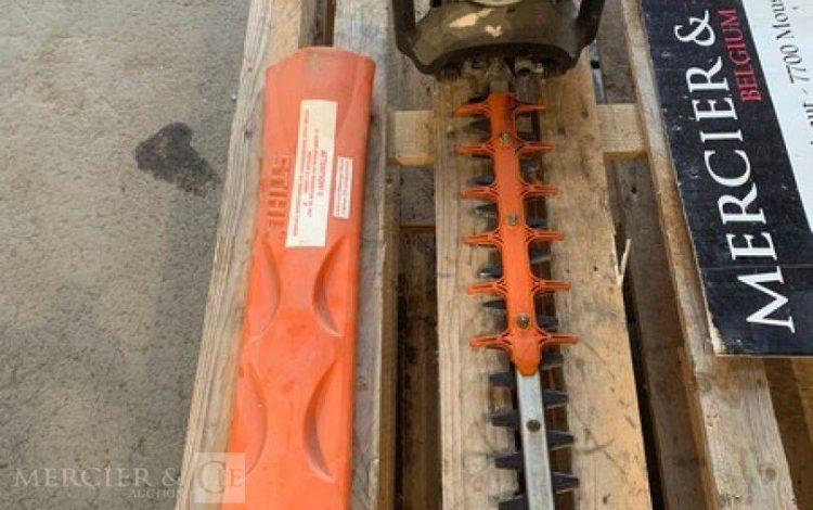 STIHL HS82R  TAI010545