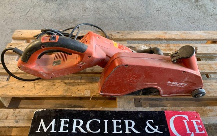 HILTI DCH300  TRO010629