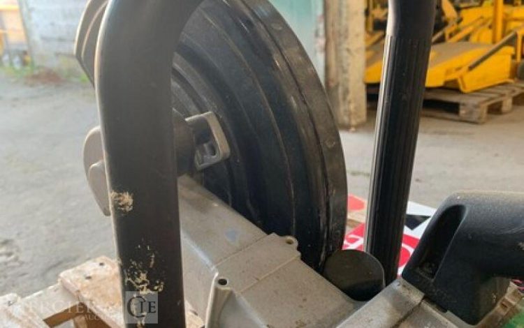 HITACHI CM12Y  TRO010644