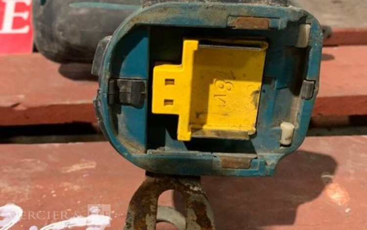 MAKITA DTW450  BOU010012