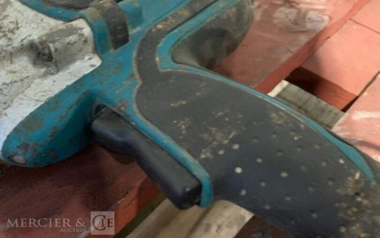 MAKITA DTW450  BOU010012