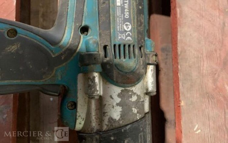 MAKITA DTW450  BOU010012