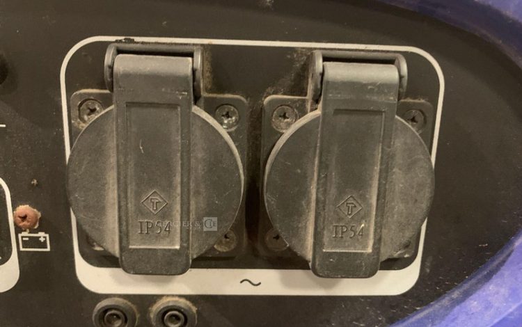 YAMAHA EF2400IS INVERTER  GRO010722