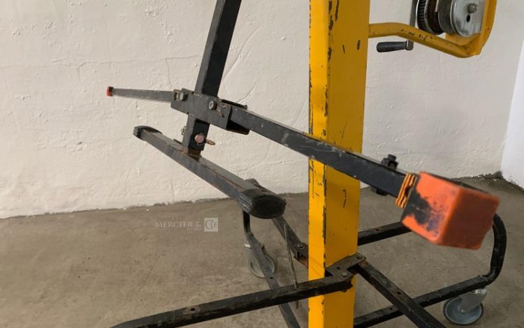 MONDELIN 513000  LEV010665