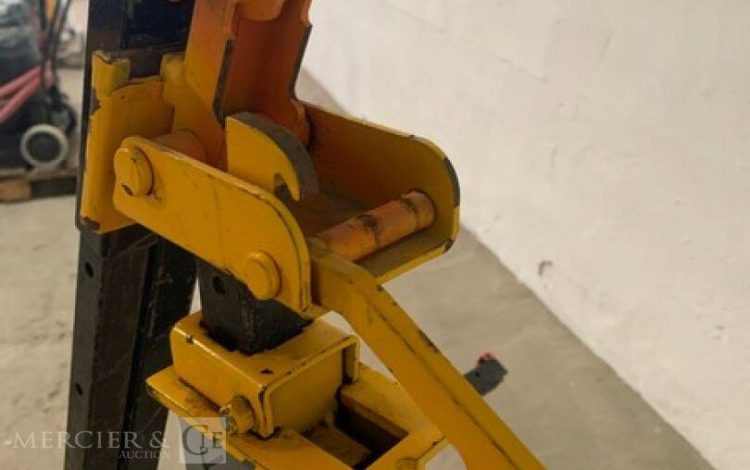 MONDELIN 513000  LEV010665