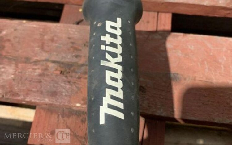 MAKITA 9565PCV  MEU010690