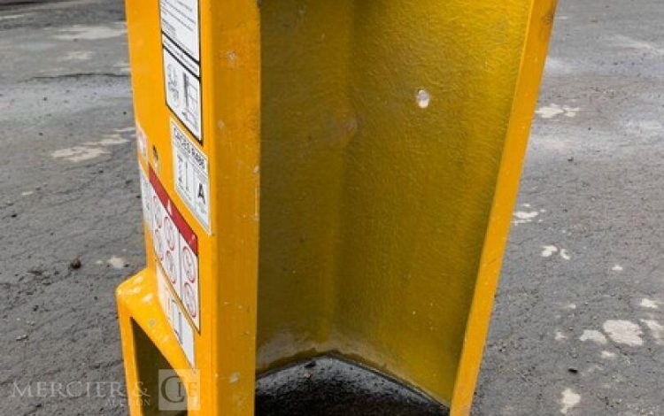 JLG TOUCAN JUNIOR 6B  ELE010206