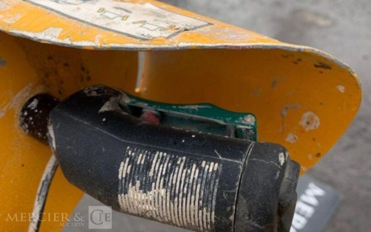 JLG TOUCAN JUNIOR 6B  ELE010206