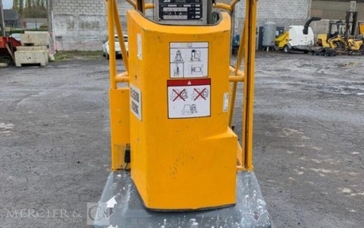 JLG TOUCAN JUNIOR 6B  ELE010206