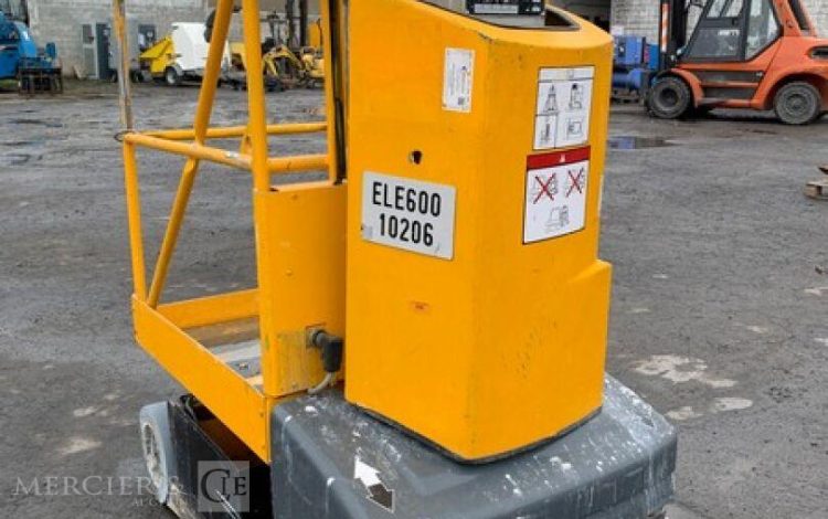 JLG TOUCAN JUNIOR 6B  ELE010206