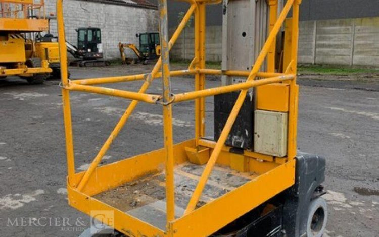 JLG TOUCAN JUNIOR 6B  ELE010206