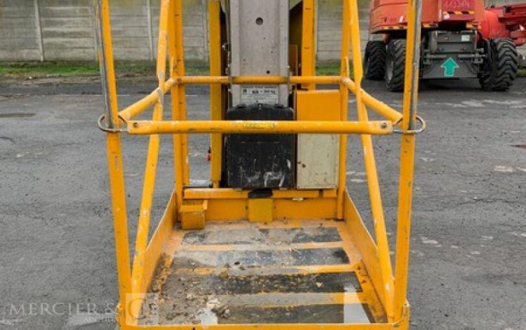 JLG TOUCAN JUNIOR 6B  ELE010206