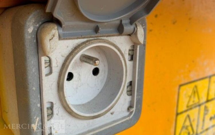 JLG TOUCAN 8E  ELE010275