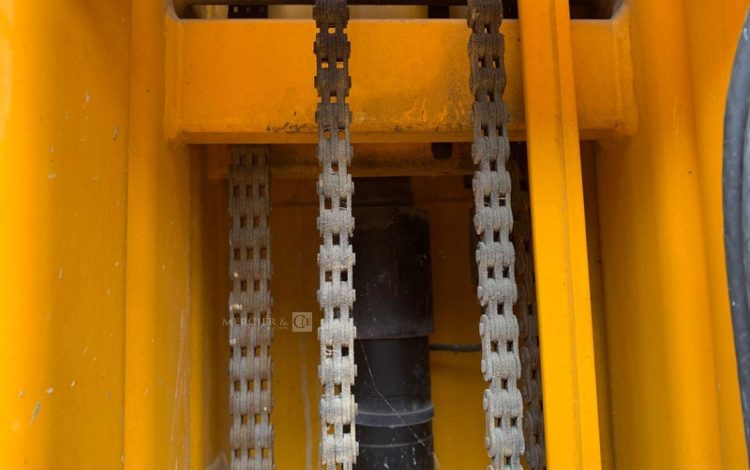 JLG TOUCAN 8E  ELE010275