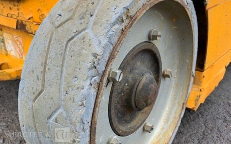 JLG TOUCAN 8E  ELE010275