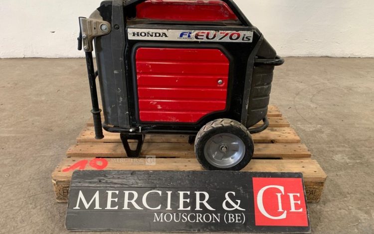 HONDA EU70IS  GRO010754