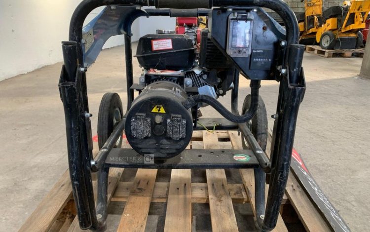 SDMO PERFORM 3000  GRO010489