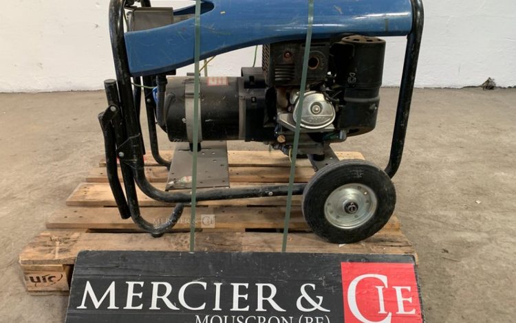 SDMO PERFORM 6500  GRO010932