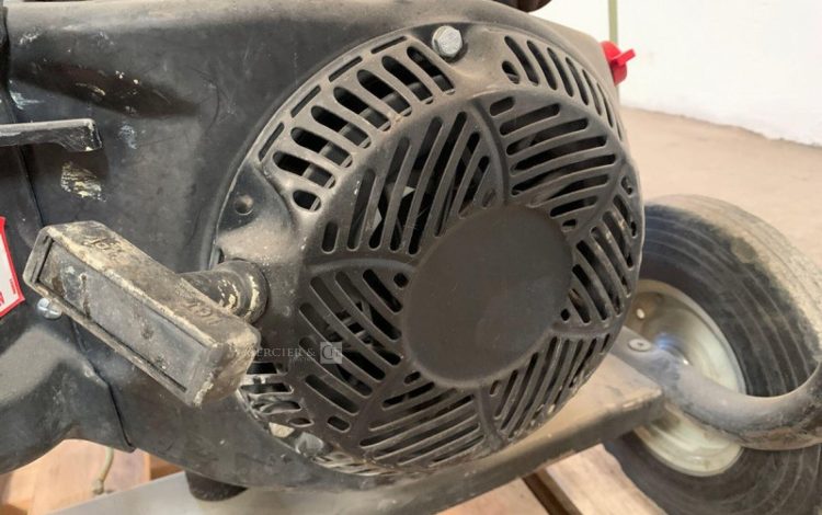 SDMO PERFORM 6500  GRO010932