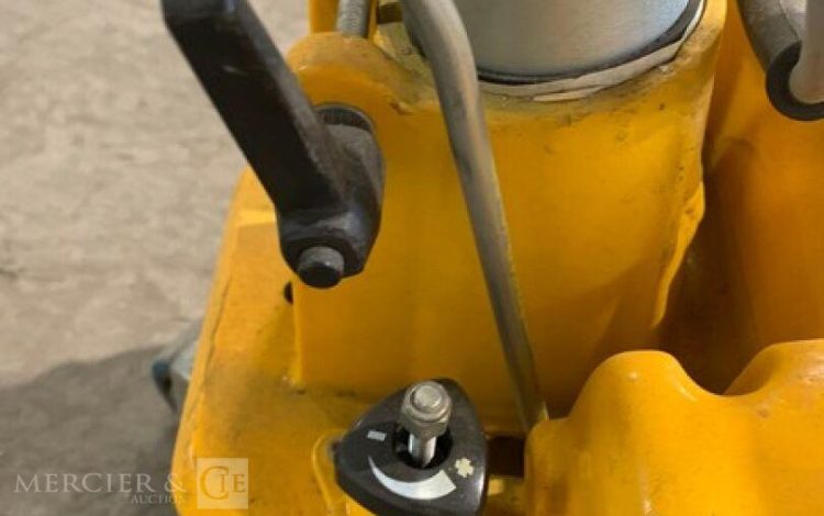 KUNZLE & TASIN SCORPION  PON010766