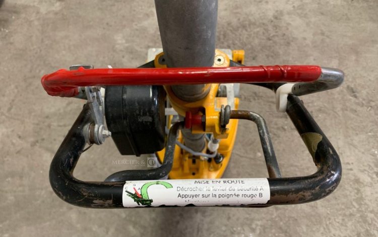 KUNZLE & TASIN SCORPION  PON010963