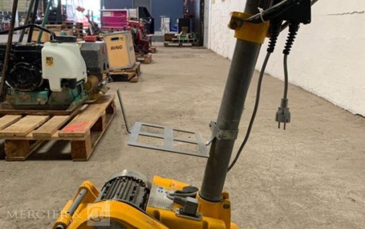 KUNZLE & TASIN SCORPION  PON010963