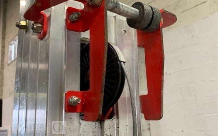 GENIE SLC-24  13MAM92025