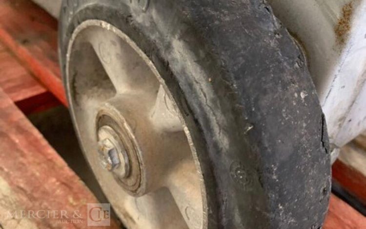 HUSQVARNA FS400LV  109MAM9