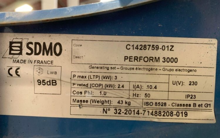 SDMO PERFORM 3000  104MAM9