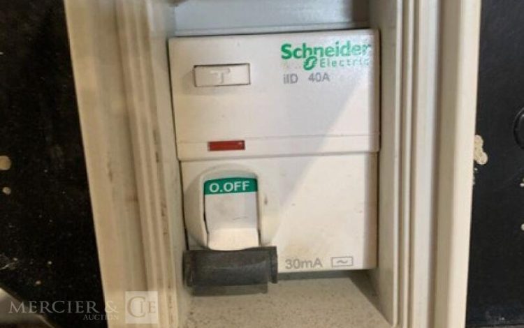 SDMO PERFORM 4500 XL  102MAM9